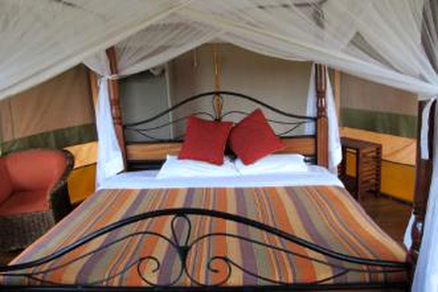 Romantic Safari Tent Rental near Nairobi National Park in Kenya
