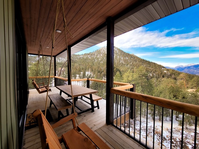 Cabins (United States of America, Estes Park, Colorado)