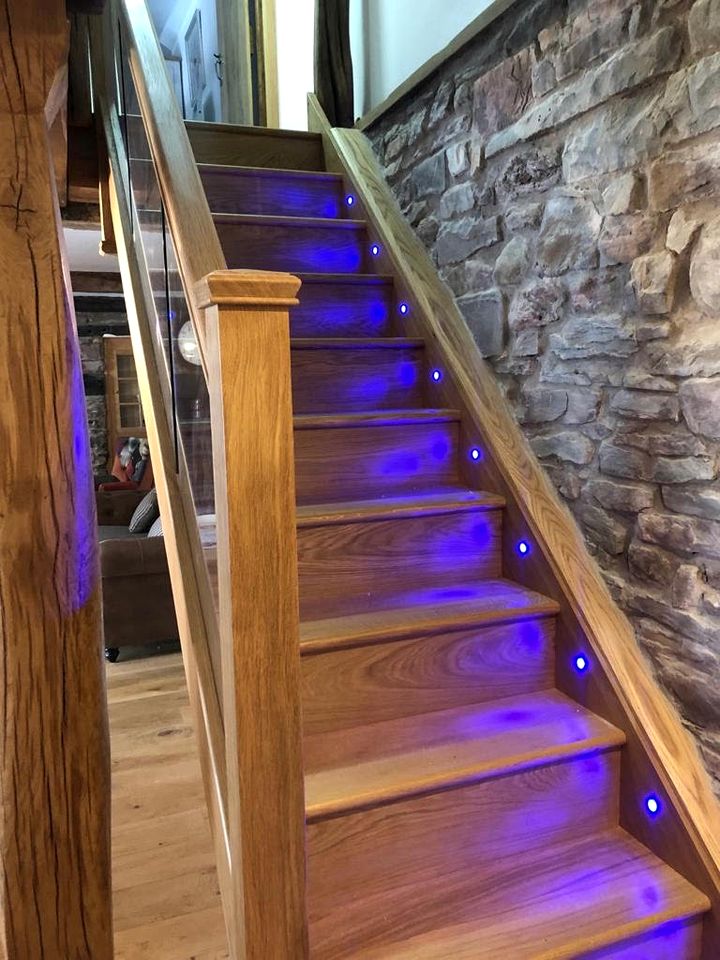 Elegance and Views: Unwind in a Brecon Rental with Breathtaking Scenery and Hot Tub