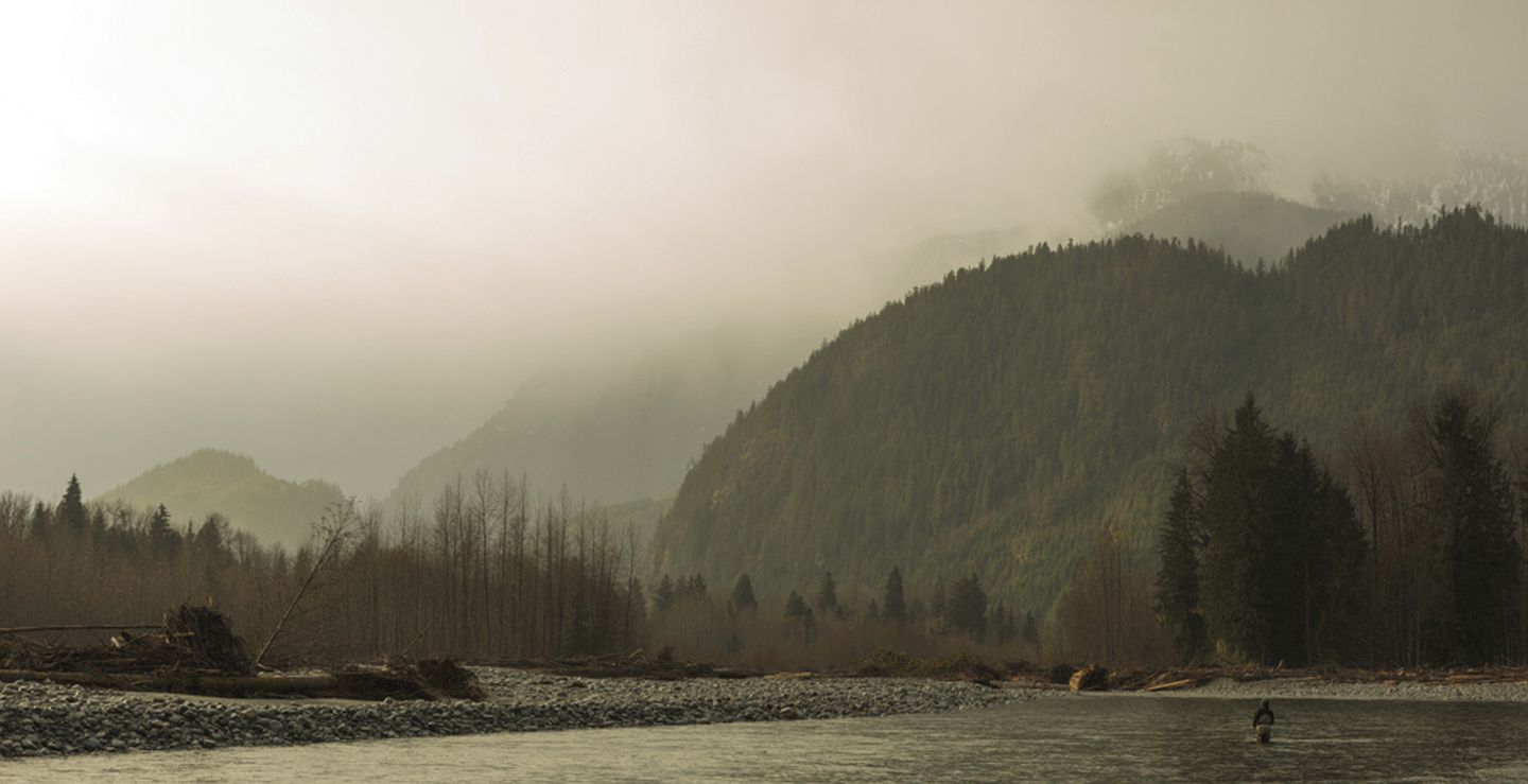Cozy Room Rentals at Cedar Lodge for Guided Fishing Trip in Vancouver, British Columbia
