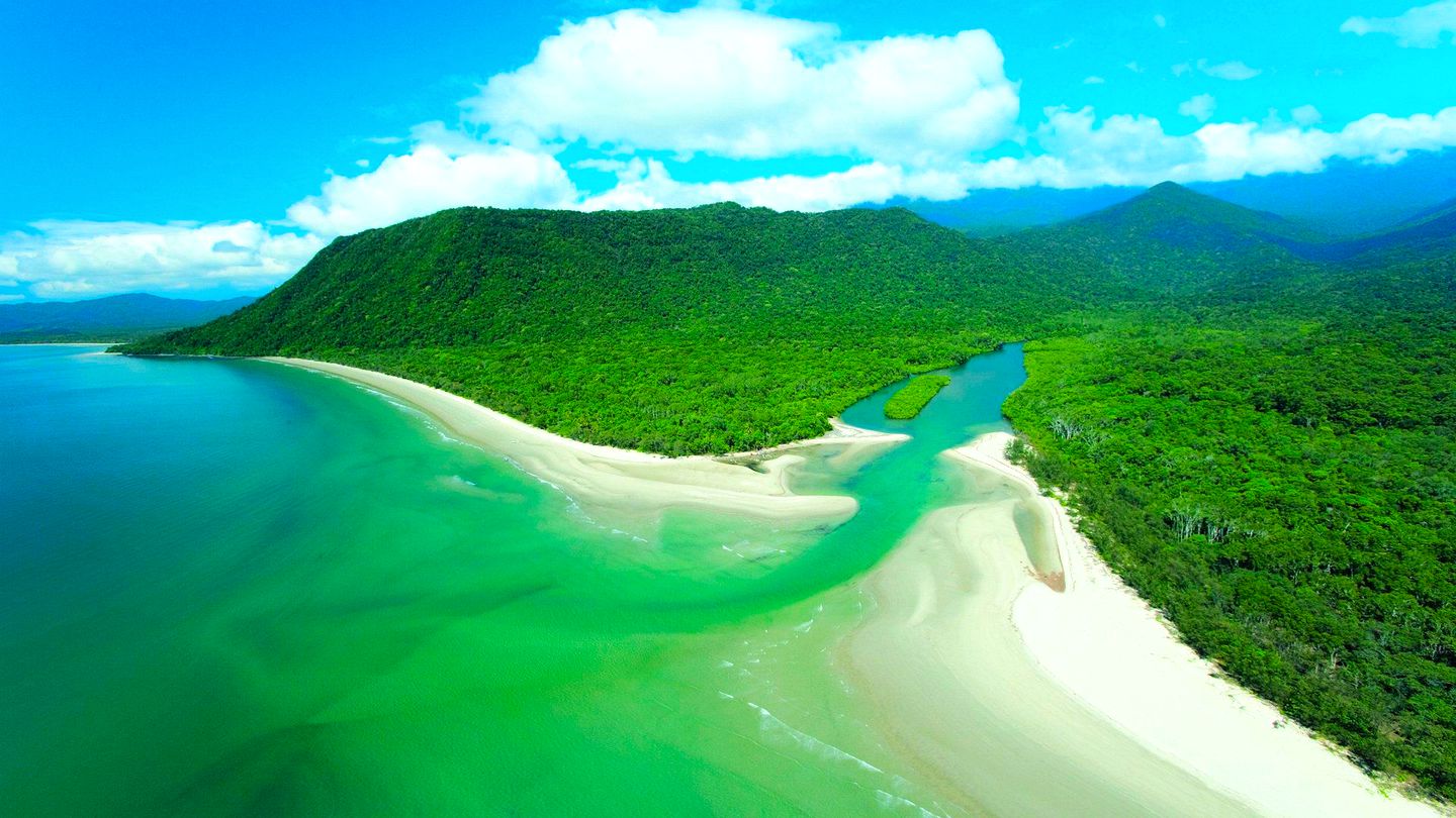 Elegant Daintree Rainforest Accommodation for Glamping in Queensland