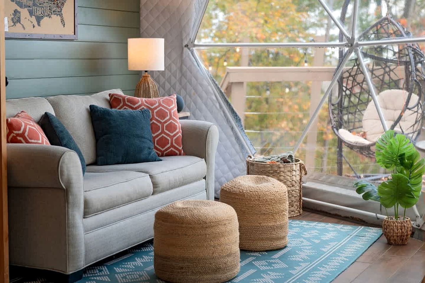 Elegant Family-Friendly Dome with Outdoor Shower, Jacuzzi and Views in Tennessee