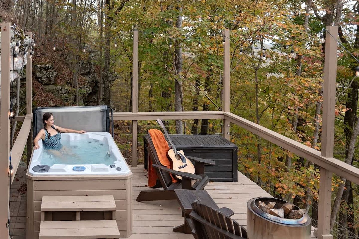 Elegant Family-Friendly Dome with Outdoor Shower, Jacuzzi and Views in Tennessee