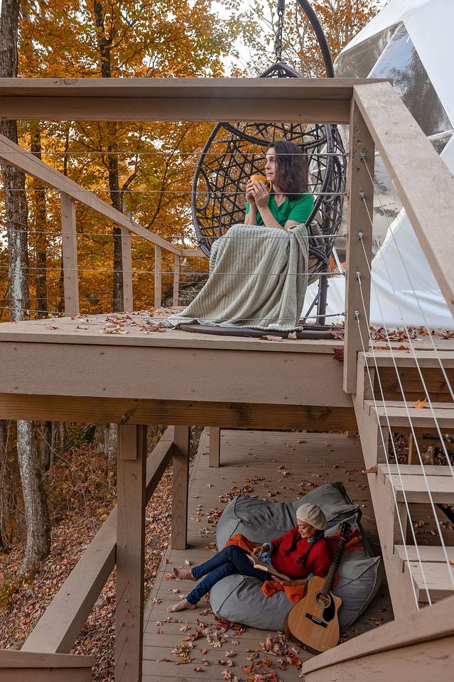 Elegant Family-Friendly Dome with Outdoor Shower, Jacuzzi and Views in Tennessee