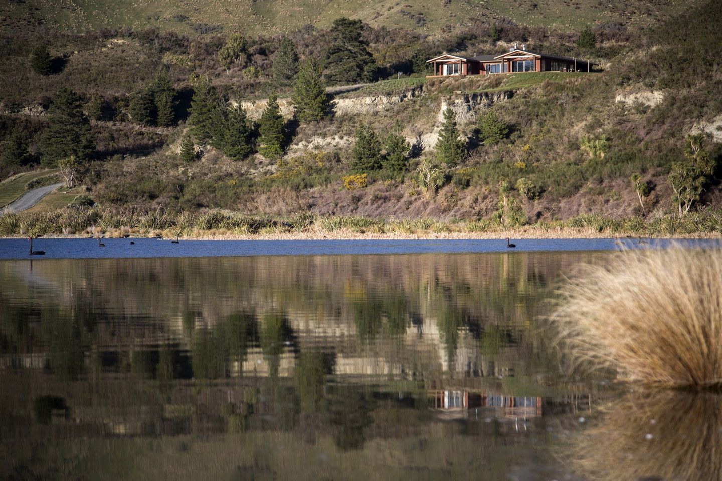 Elegant Hilltop Vacation Rental near Christchurch, South Island