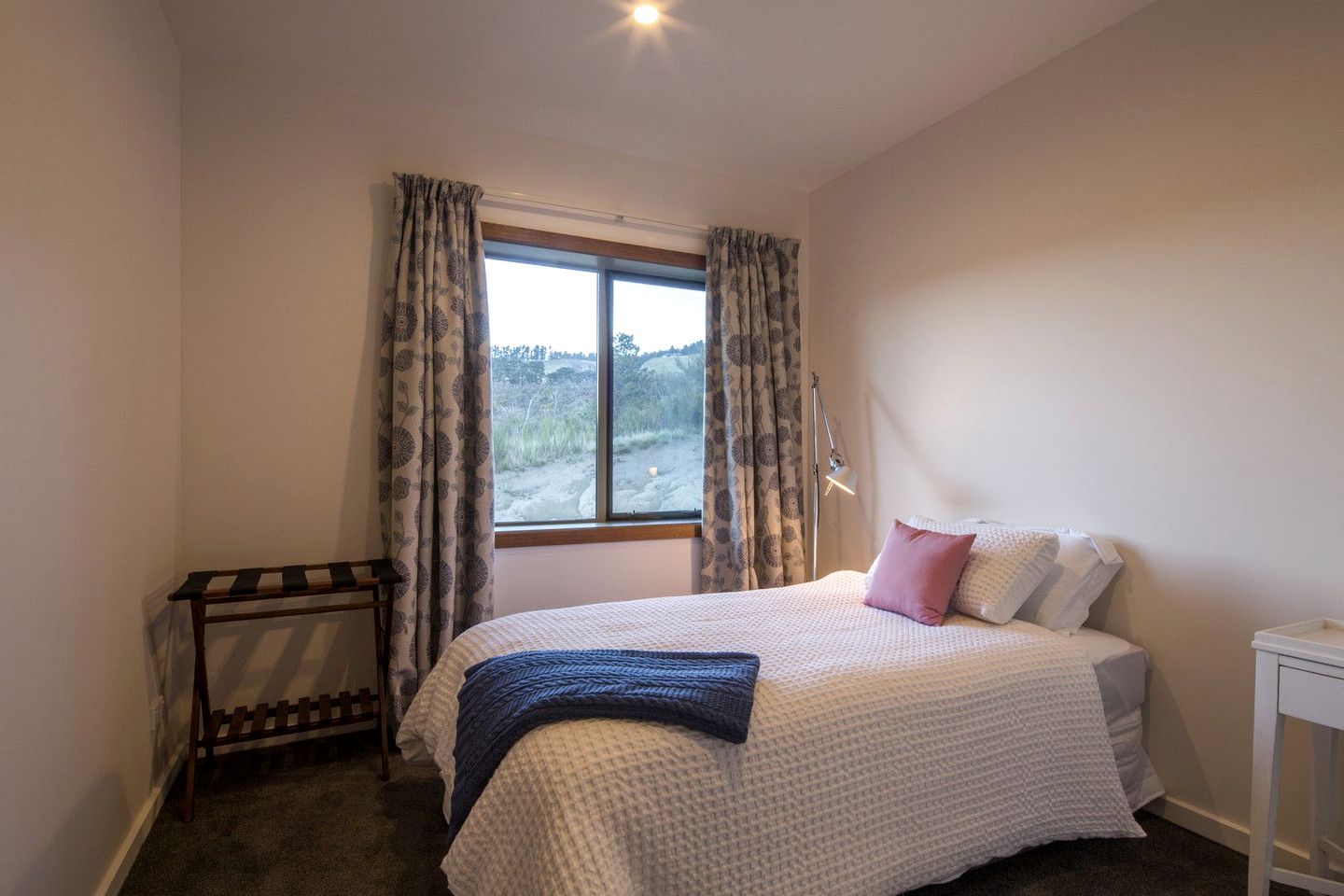 Elegant Hilltop Vacation Rental near Christchurch, South Island