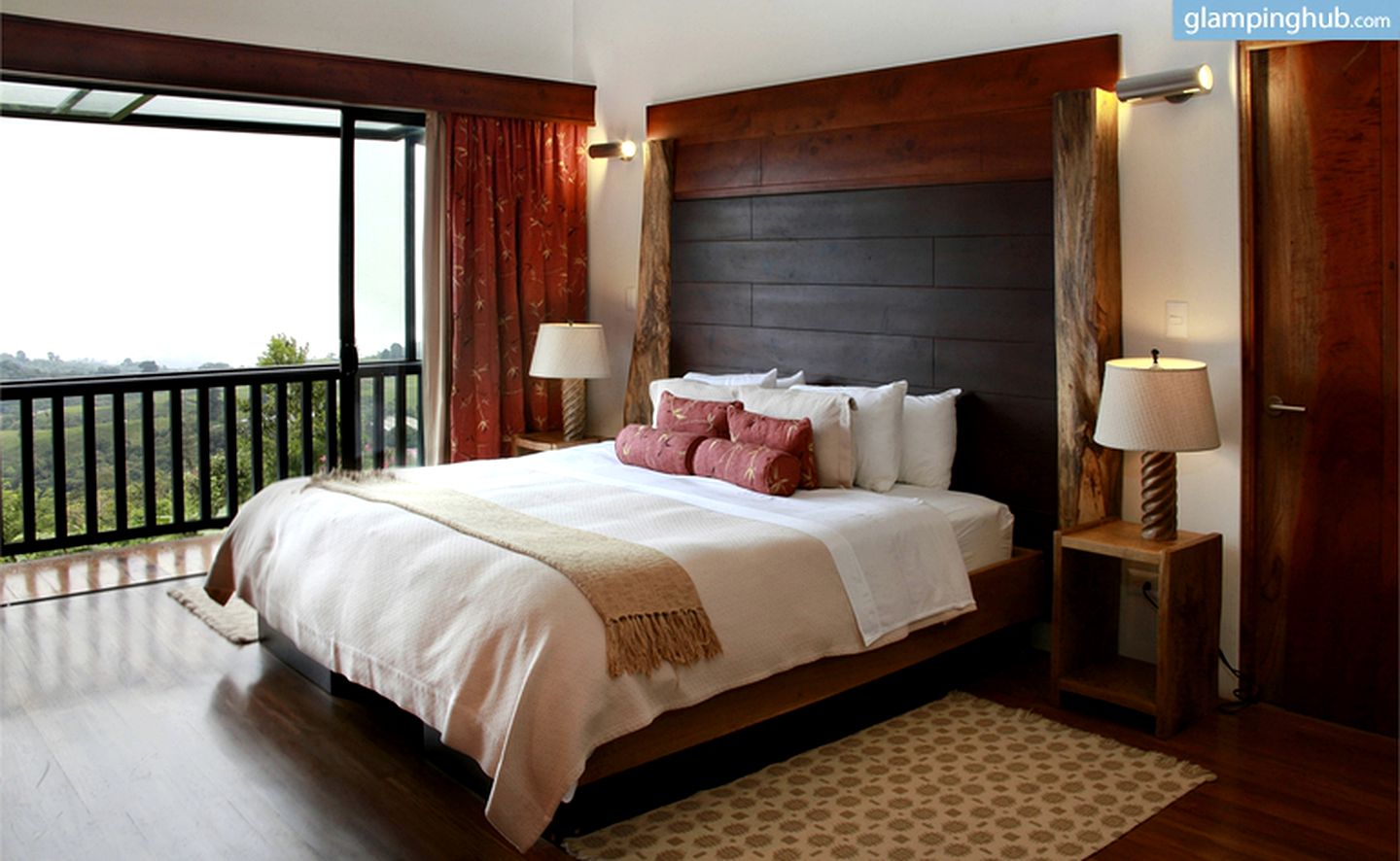 Elegant Lodge in Costa Rica Overlooking a Volcano and Cloud Forest