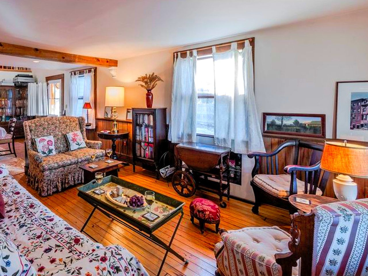 Gorgeous and Historical Cottage Rental near Mohawk Mountain, Connecticut