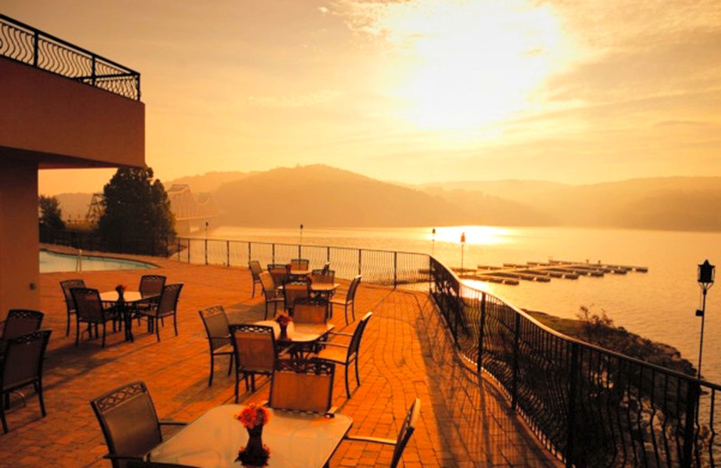 Elegant Villa Perfect for a Group Getaway on Table Rock Lake in Missouri