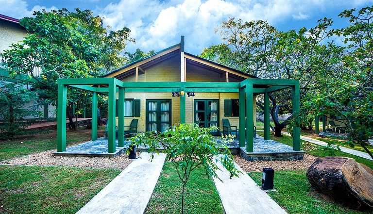 Cabins (Kirinda, Southern Province, Sri Lanka)