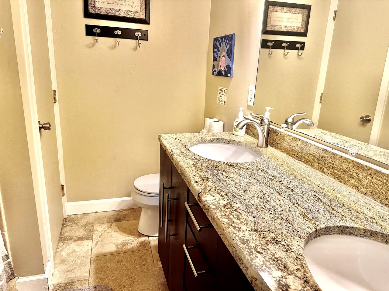 Elevate Your Reunion: Saucier, MS Rental Offering Unrivaled Luxury and All Desired Amenities