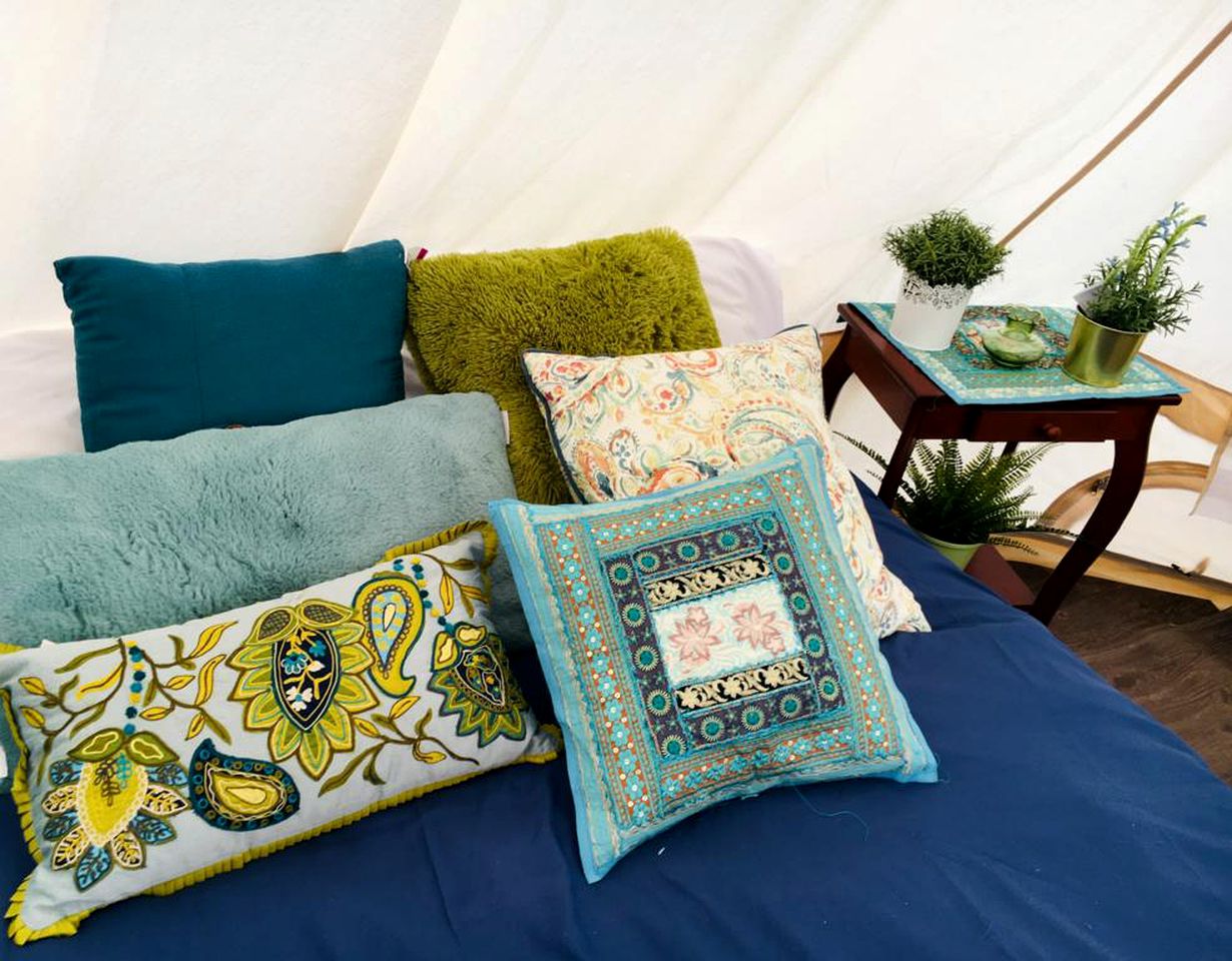 AB Elevated Escapes, Bell Tents 55911, Nanaimo, Canada Glamping Hub