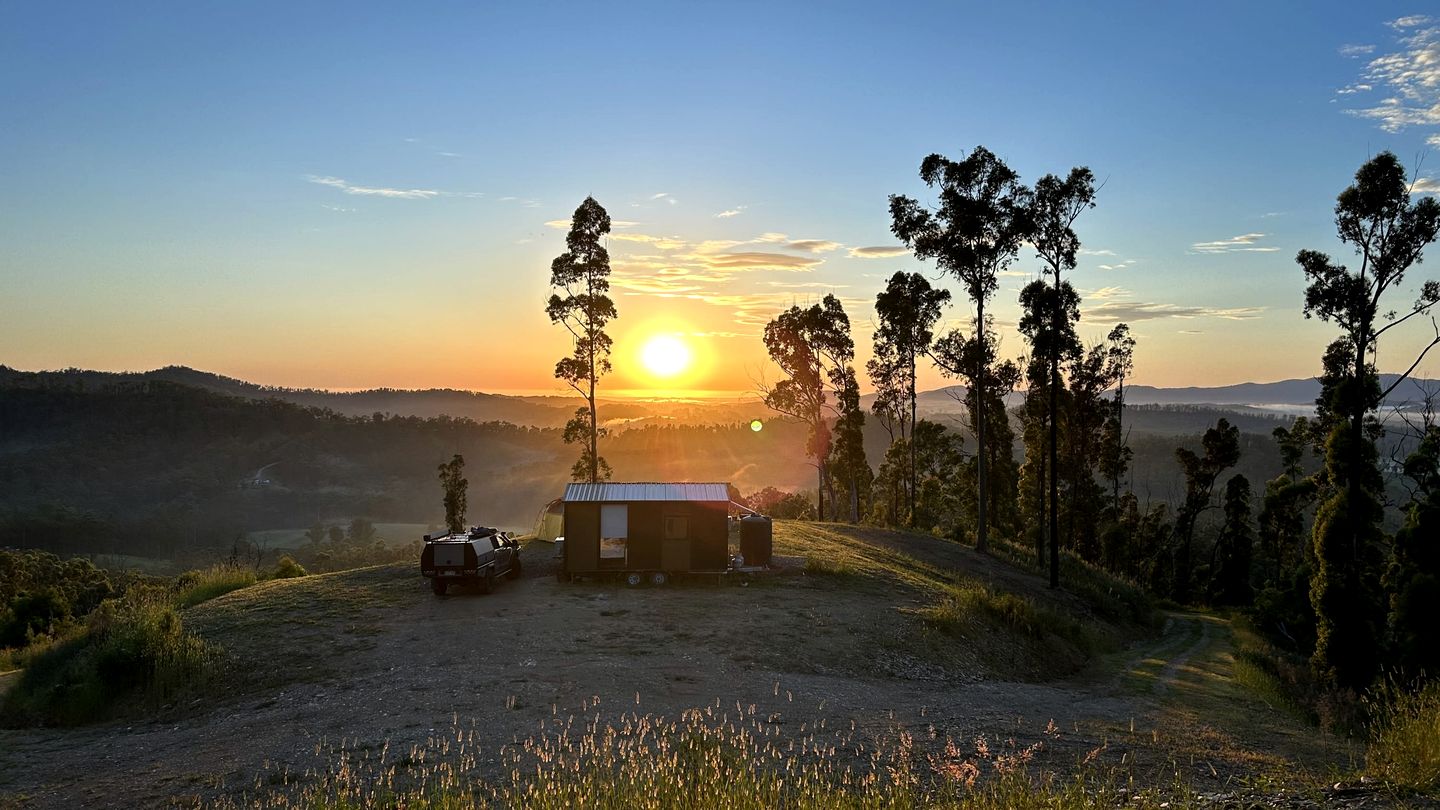 Elevated Tiny House with Spectacular Views in New South Wales, Australia