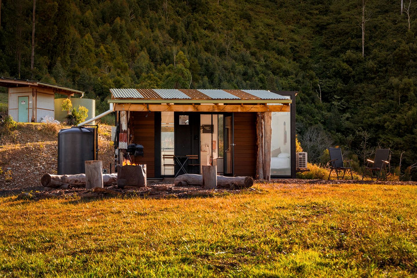 Elevated Tiny House with Spectacular Views in New South Wales, Australia