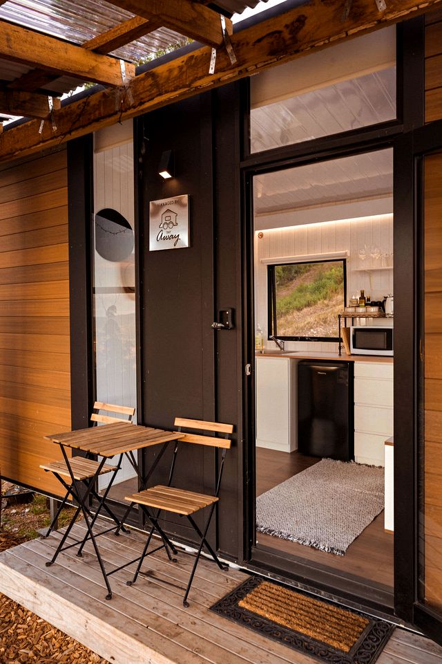 Elevated Tiny House with Spectacular Views in New South Wales, Australia