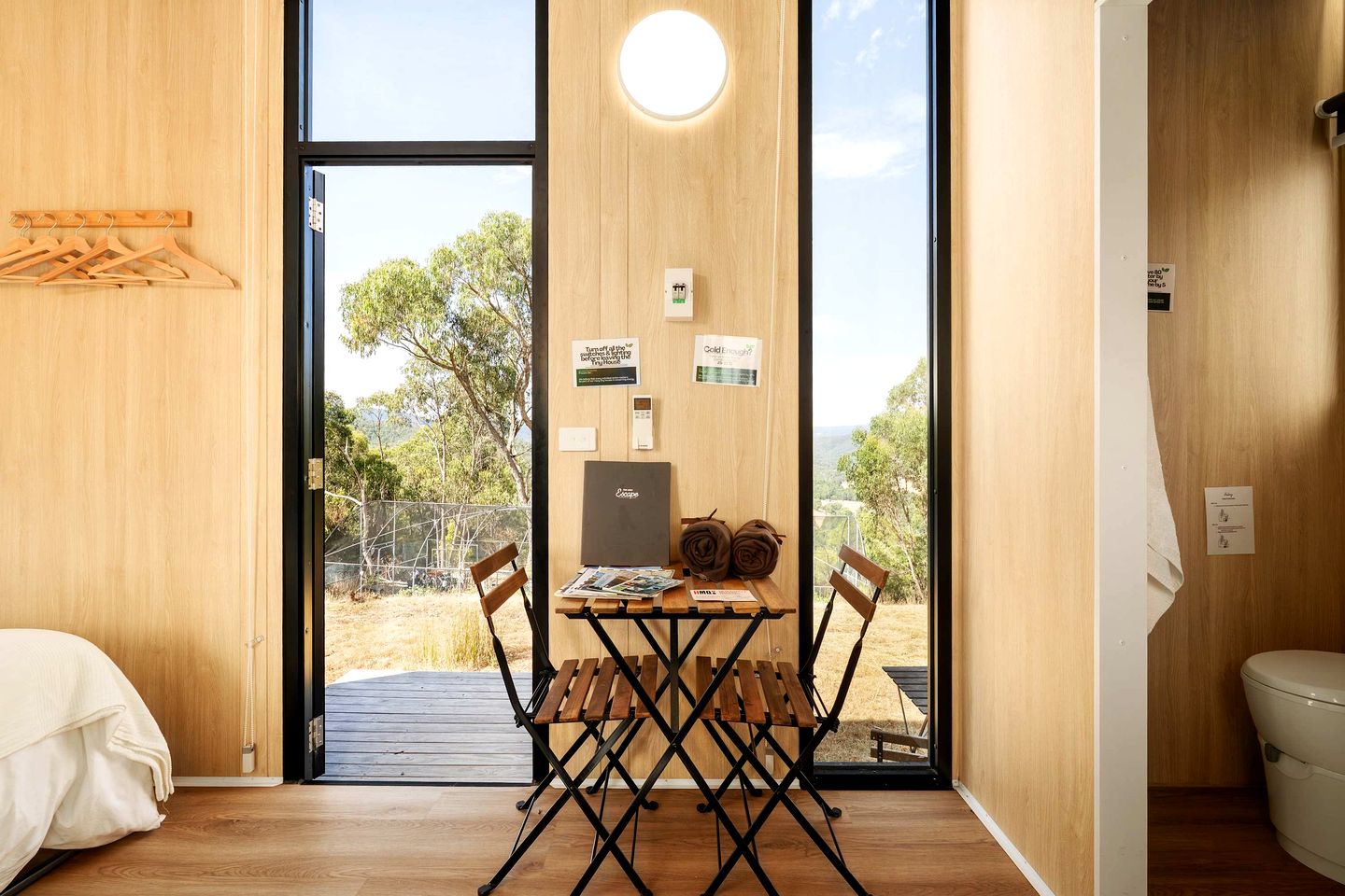 Elevated Tiny House with Valley and Vineyards Views in Victoria