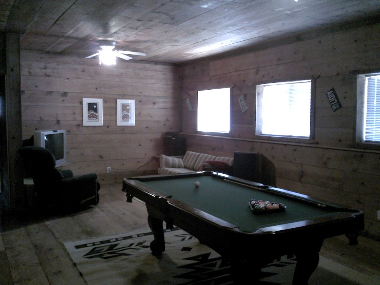 Large Cabin Rental with Breathtaking Mountain Views on Colorado Plains