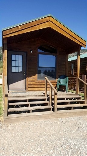 Incredible Cabin with Magnificent Lake Sights in West Yellowstone, Montana