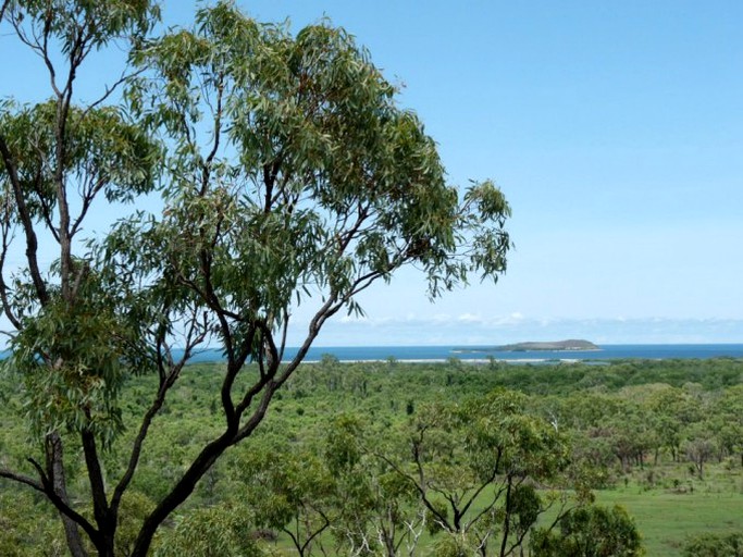 Cottages (Guthalungra, Queensland, Australia)