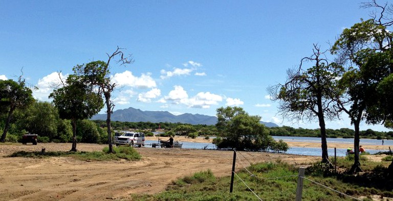 Cottages (Guthalungra, Queensland, Australia)