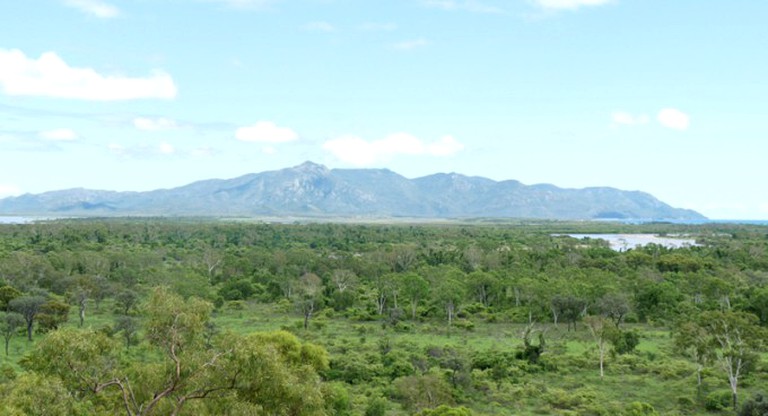 Cottages (Guthalungra, Queensland, Australia)