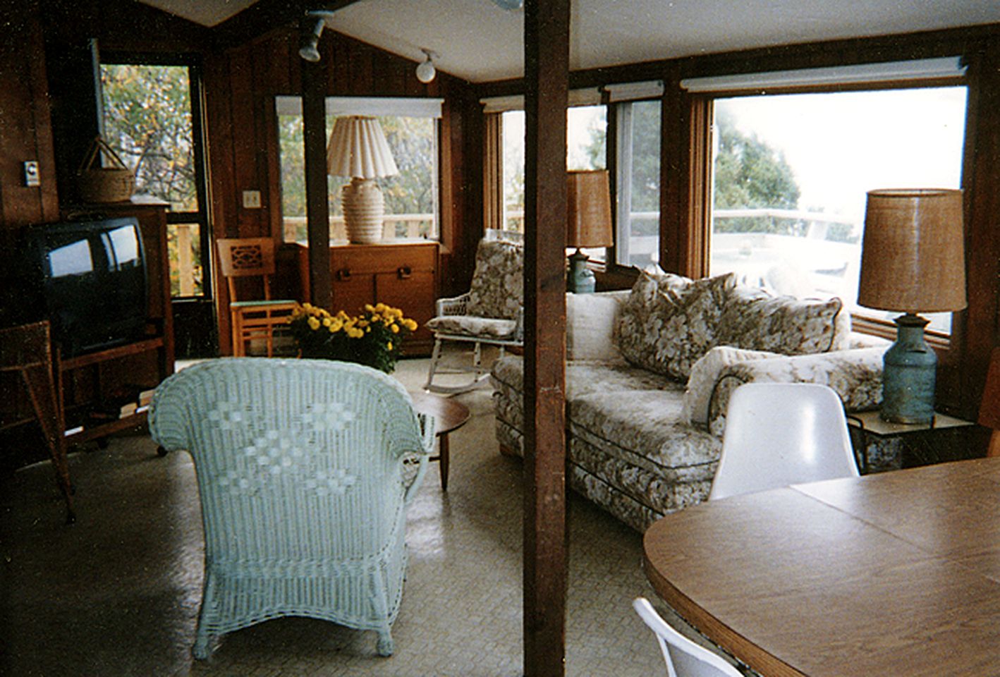 Waterfront Family Rental for a Beach Getaway in Cape Cod Bay, Massachusetts