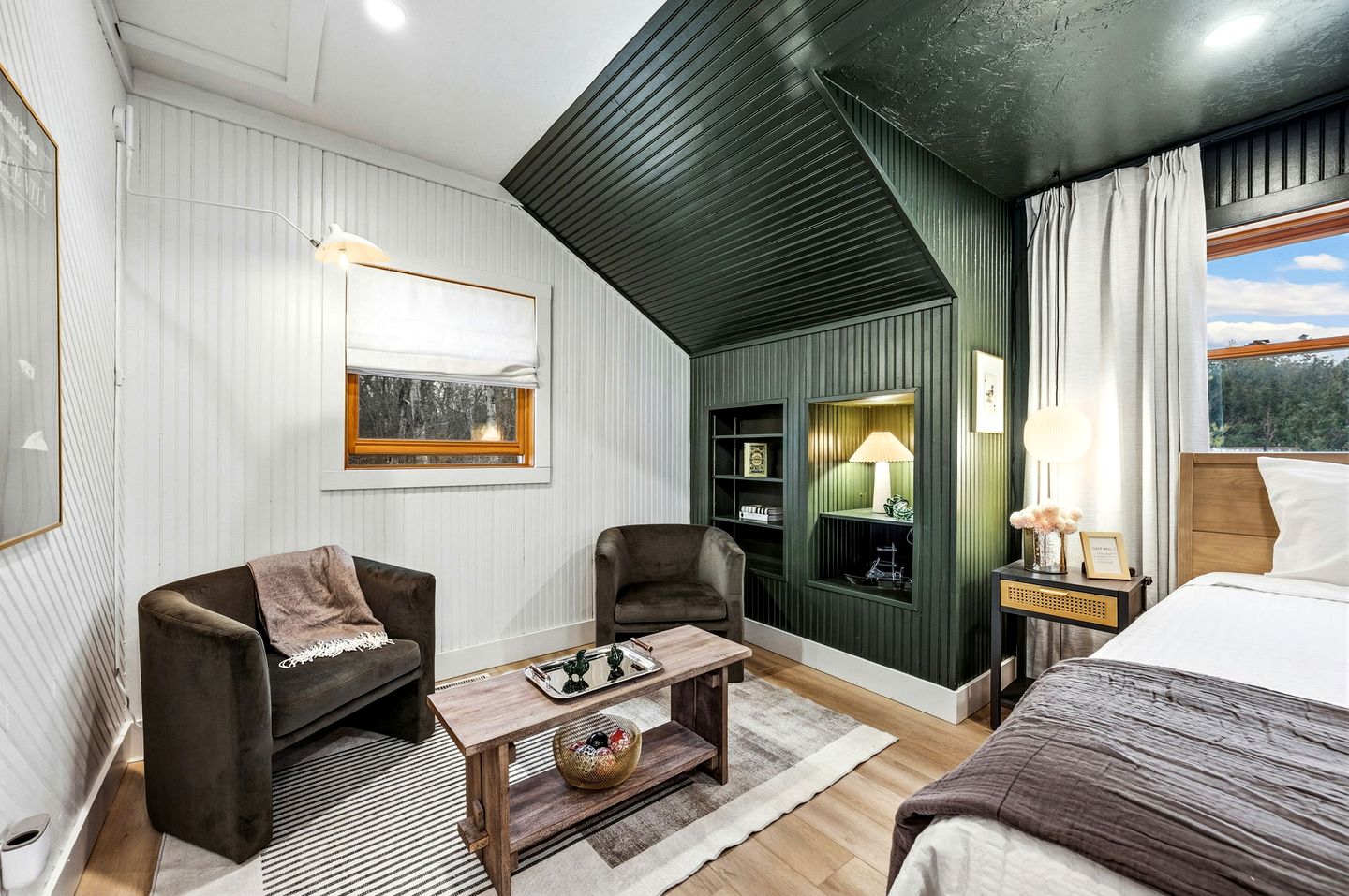 Scenic Farmhouse with Hot Tub & Barrel Sauna, Walk to Beach and Shops in Ellison Bay, WI