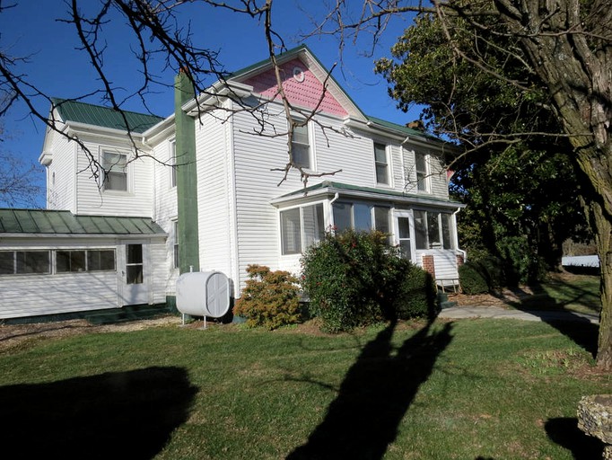 Vacation Rentals (Bedford, Virginia, United States)