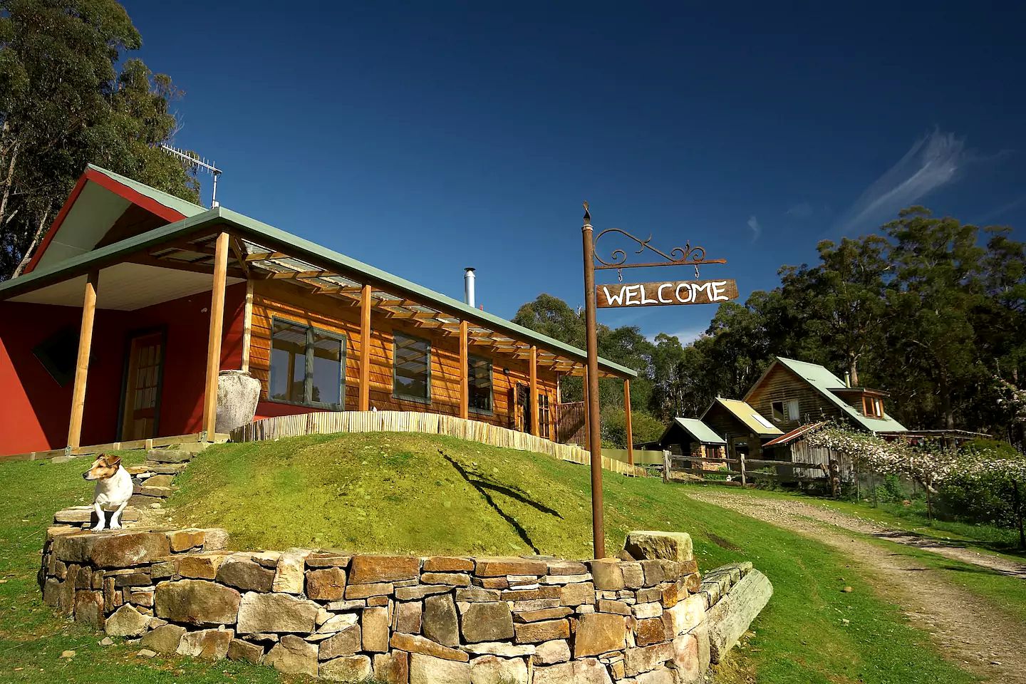 Charming Eco-Holiday Farm and Cottage Retreat in Tasmania, Australia