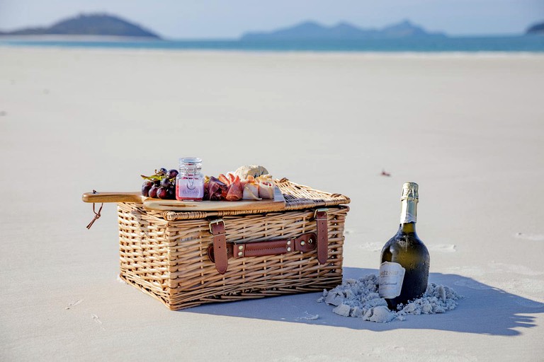 Huts (Whitsunday Islands, Queensland, Australia)