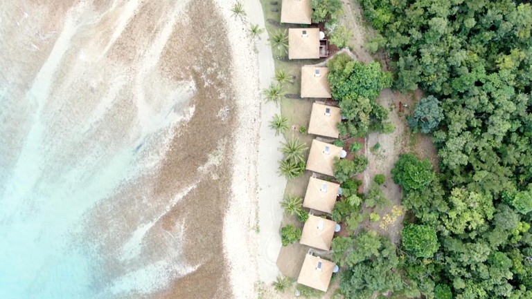 Huts (Whitsunday Islands, Queensland, Australia)