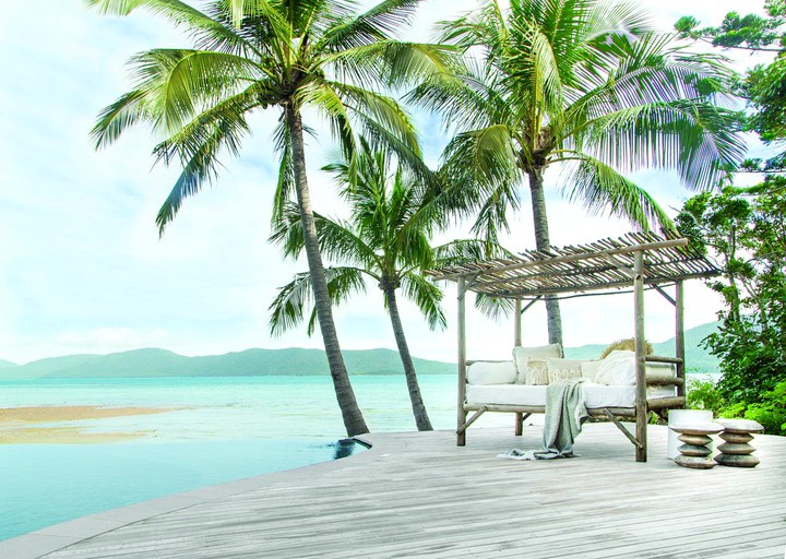 Huts (Whitsunday Islands, Queensland, Australia)