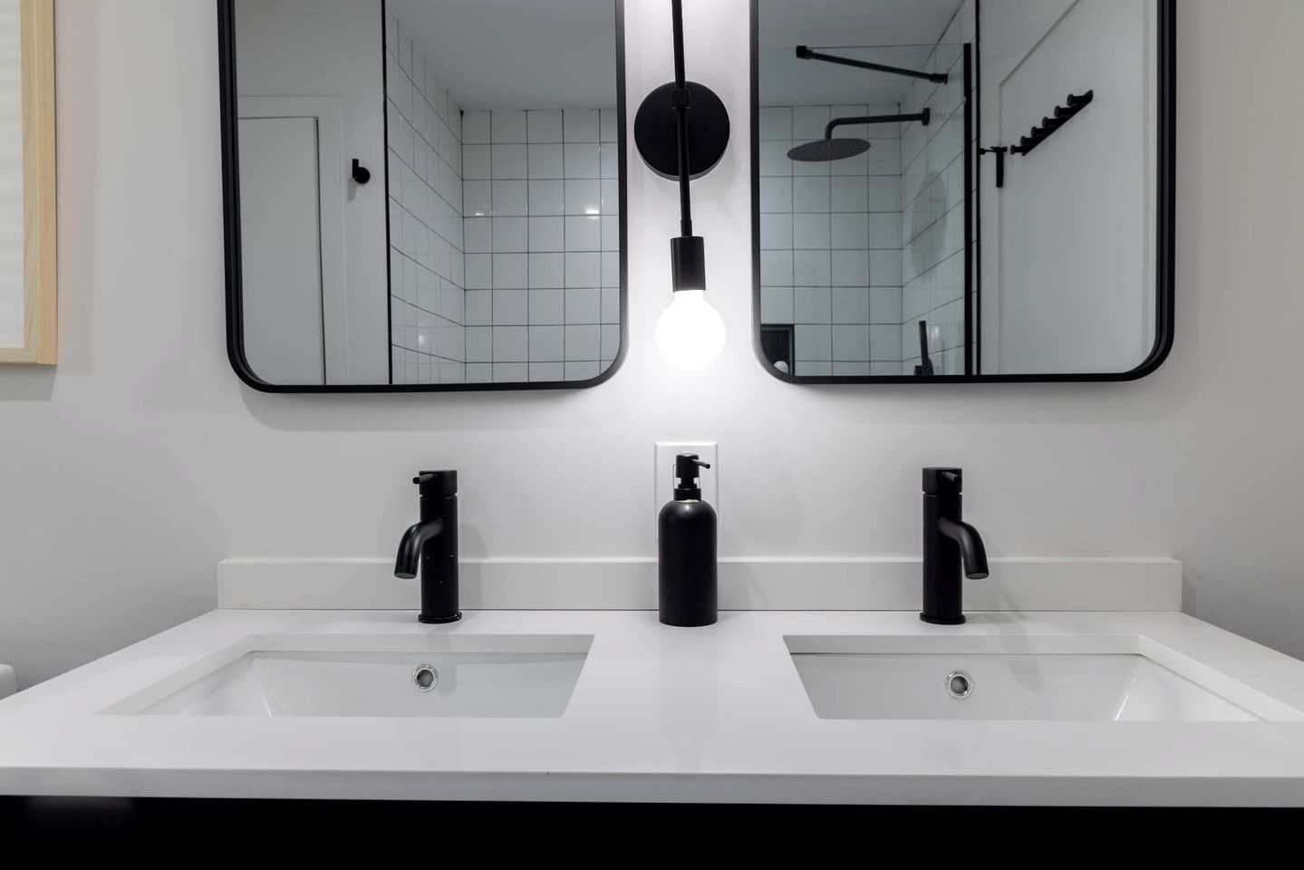 Pet-Friendly A-Frame Newly Renovated with Large Patio in New York