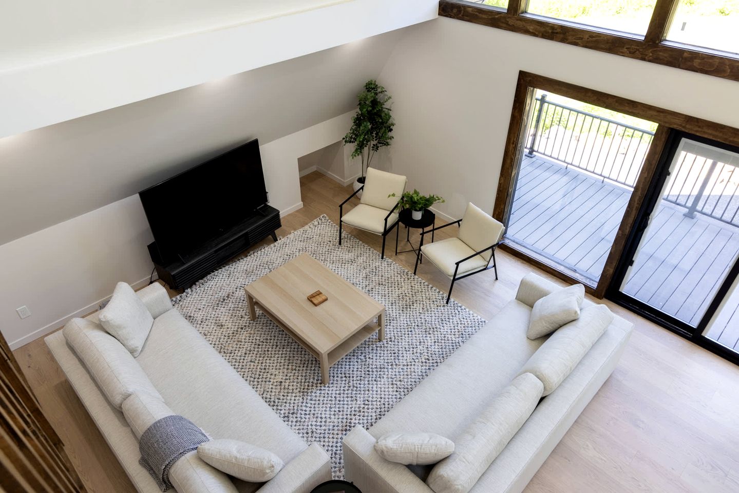 Pet-Friendly A-Frame Newly Renovated with Large Patio in New York