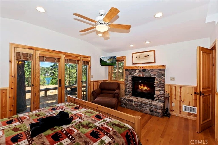 Cabins (United States of America, Big Bear Lake, California)