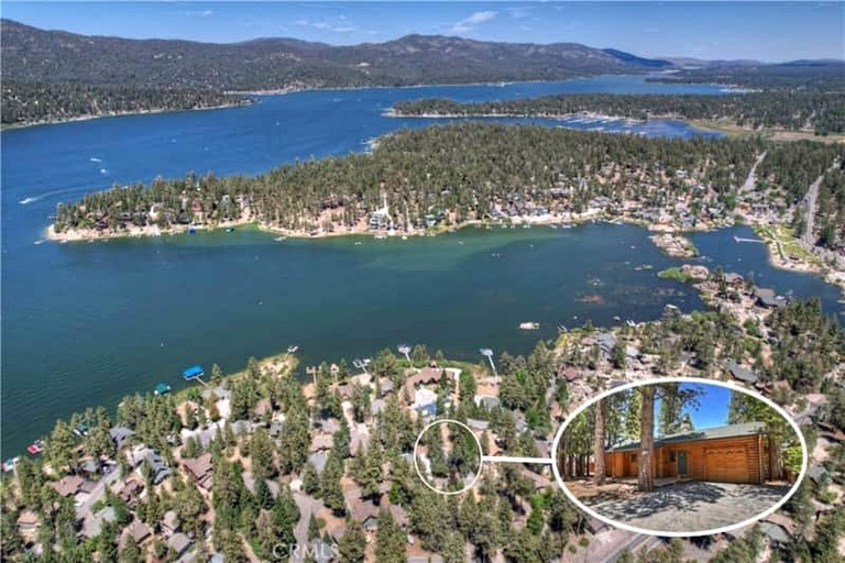 Cabins (United States of America, Big Bear Lake, California)
