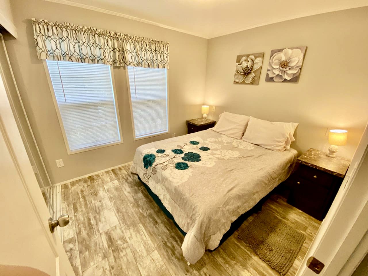 Embrace Nature in this Cottage Nestled Amidst Trees in Dunnellon, Florida