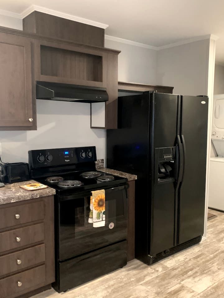 Embrace Nature in this Cottage Nestled Amidst Trees in Dunnellon, Florida