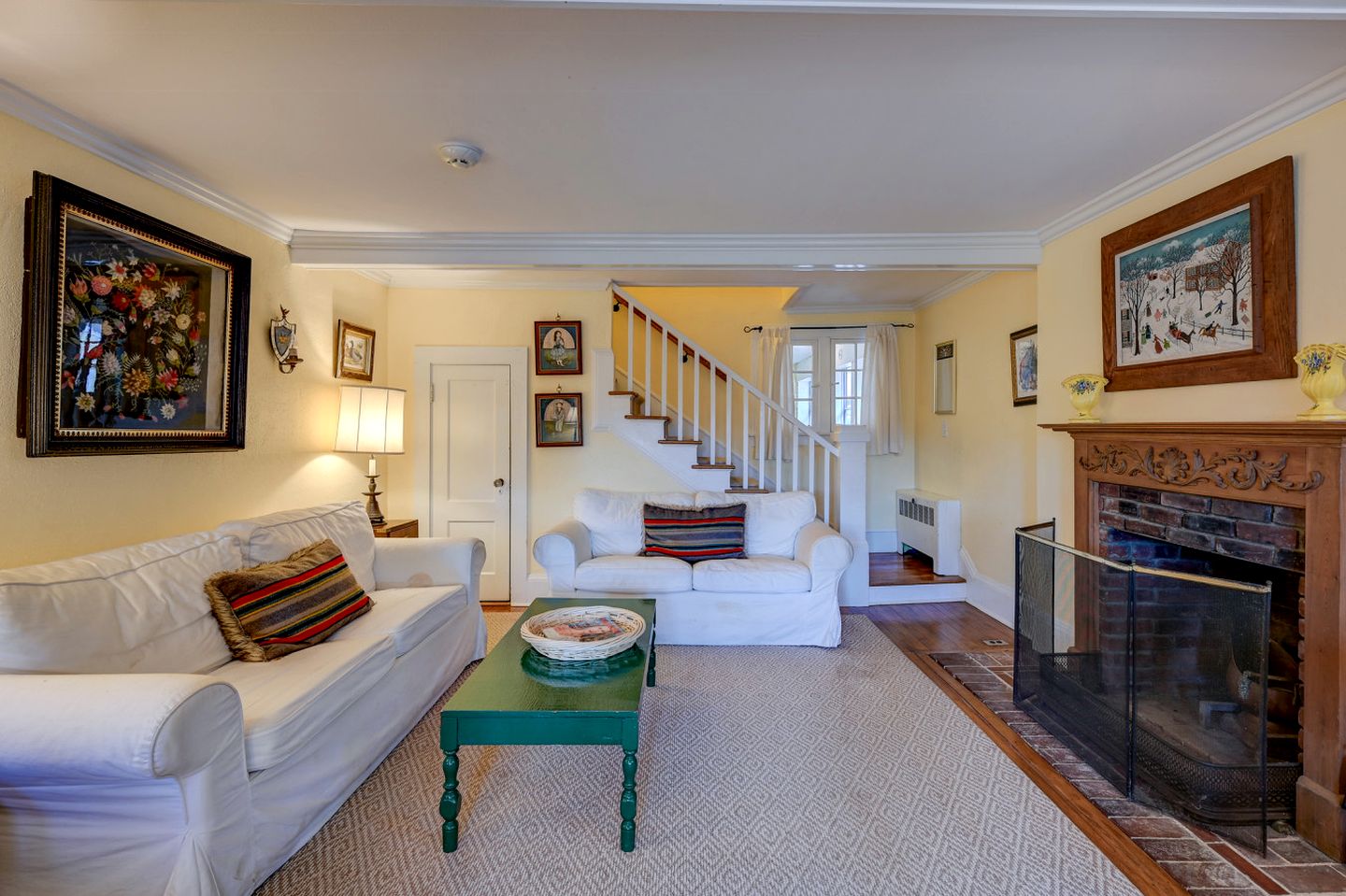 Embrace Nature in this Villa with Gorgeous Vistas in Bartlett, New Hampshire