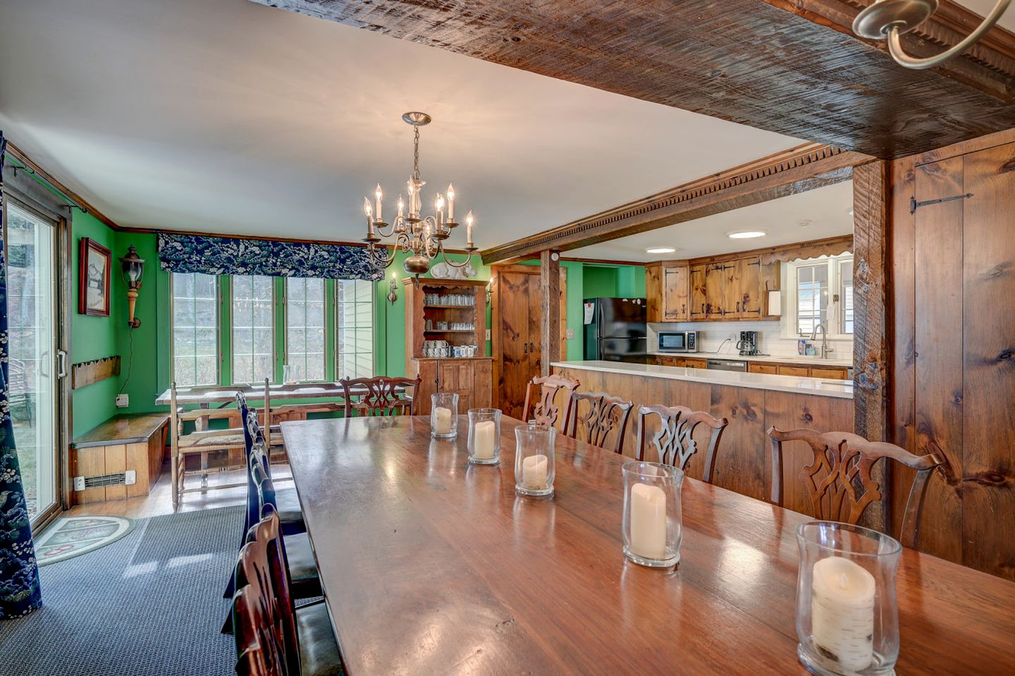 Embrace Nature in this Villa with Gorgeous Vistas in Bartlett, New Hampshire