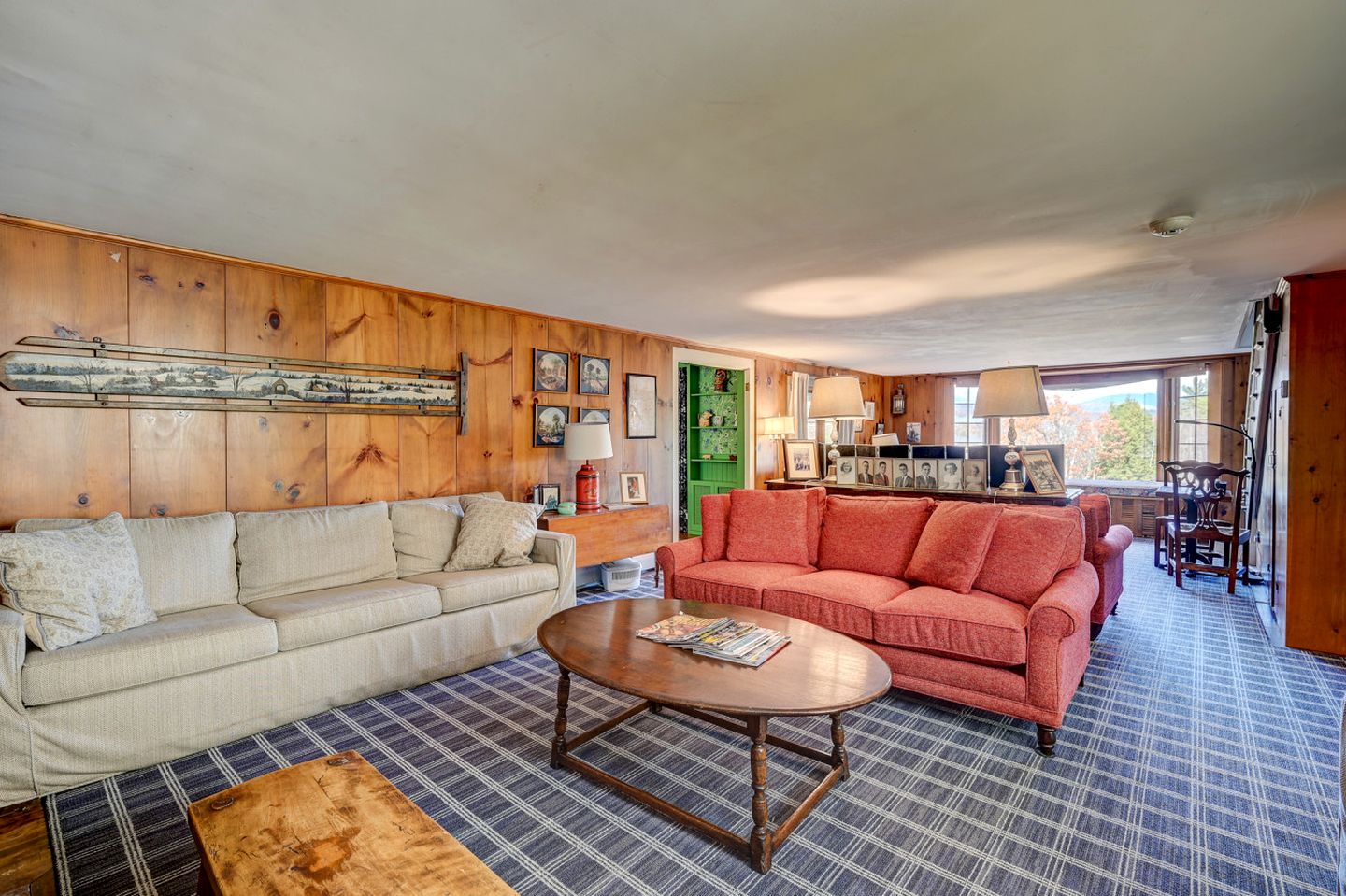 Embrace Nature in this Villa with Gorgeous Vistas in Bartlett, New Hampshire