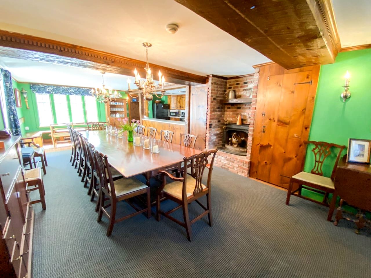 Embrace Nature in this Villa with Gorgeous Vistas in Bartlett, New Hampshire