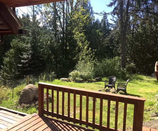 Cabins (Westholme, British Columbia, Canada)