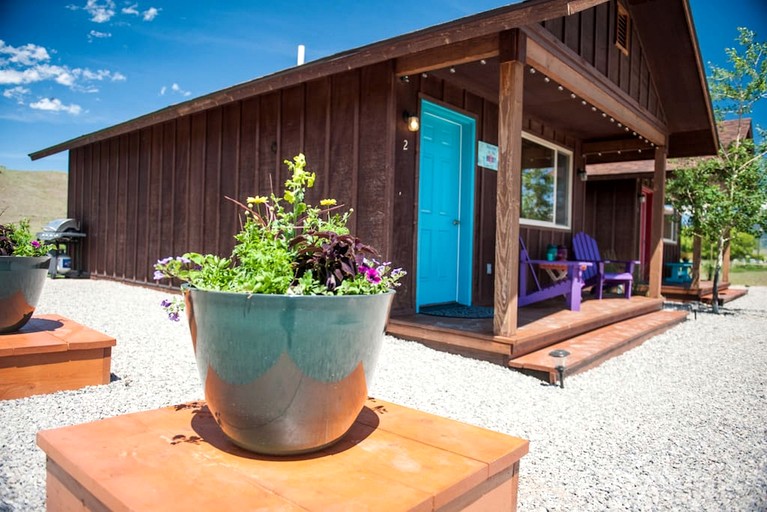 Cabins (United States of America, Emigrant, Montana)