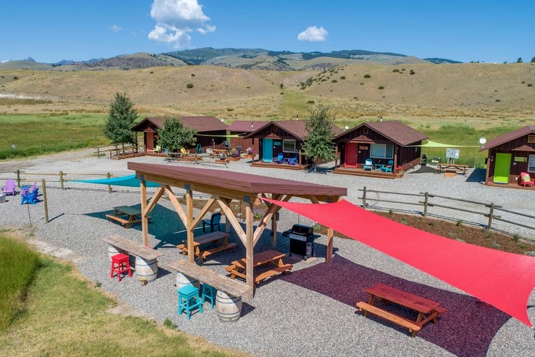 Cabins (United States of America, Emigrant, Montana)