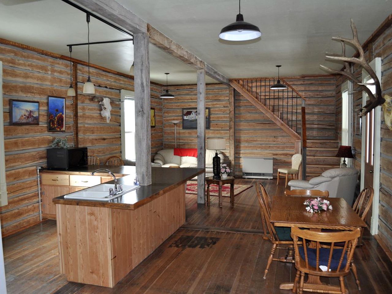 Family Getaway near the Iconic Yellowstone National Park in Montana