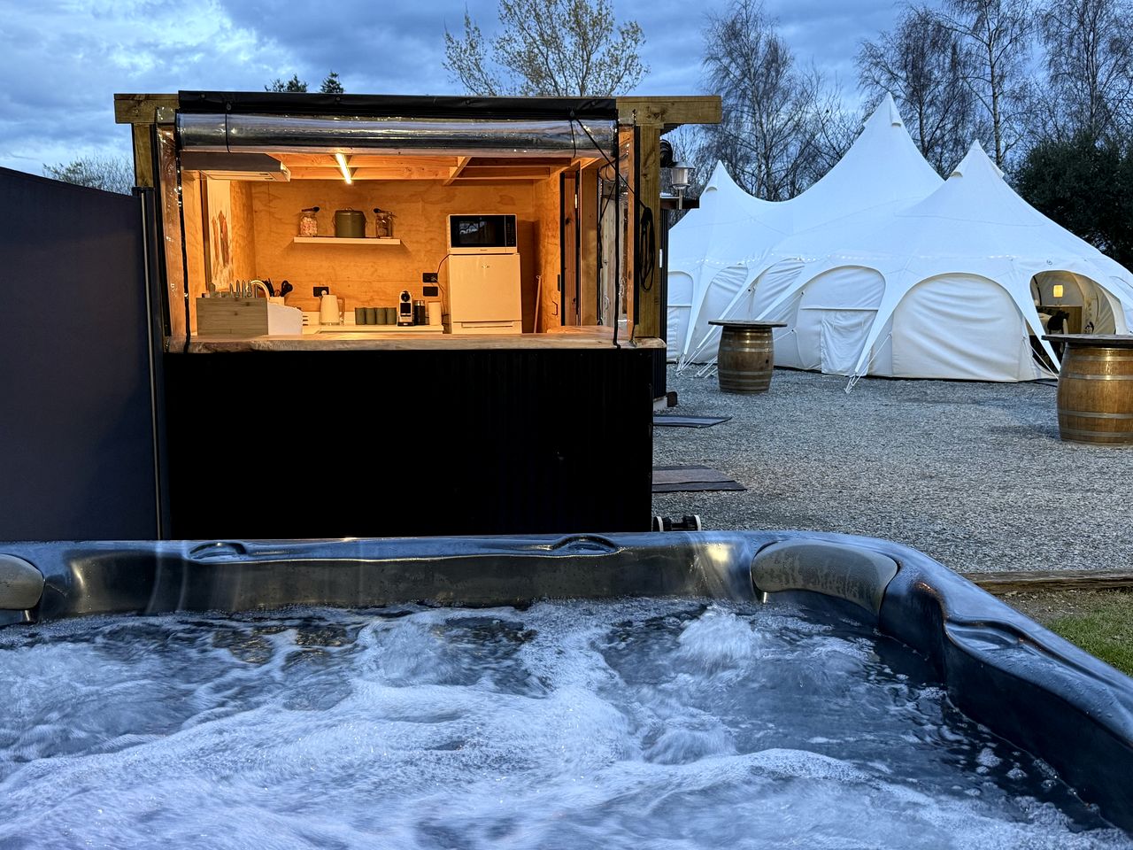 Enchanted Bell Tent Hideaway near the Mountains and Rivers of Southland, New Zealand