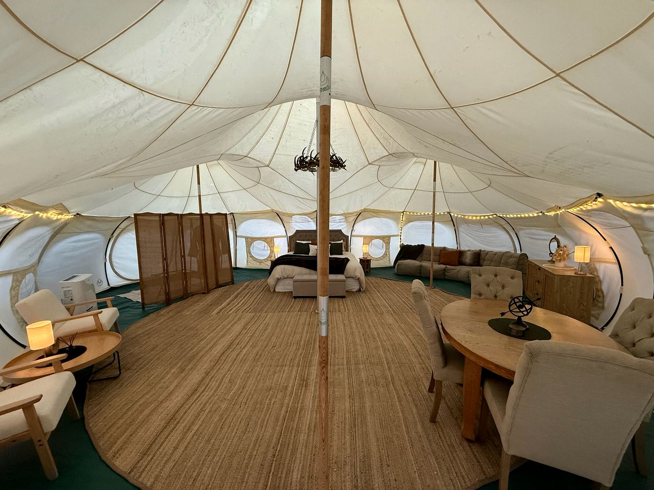 Enchanted Bell Tent Hideaway near the Mountains and Rivers of Southland, New Zealand