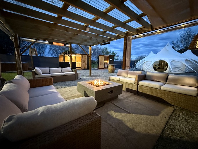 Bell Tents (New Zealand, Lochiel, South Island)