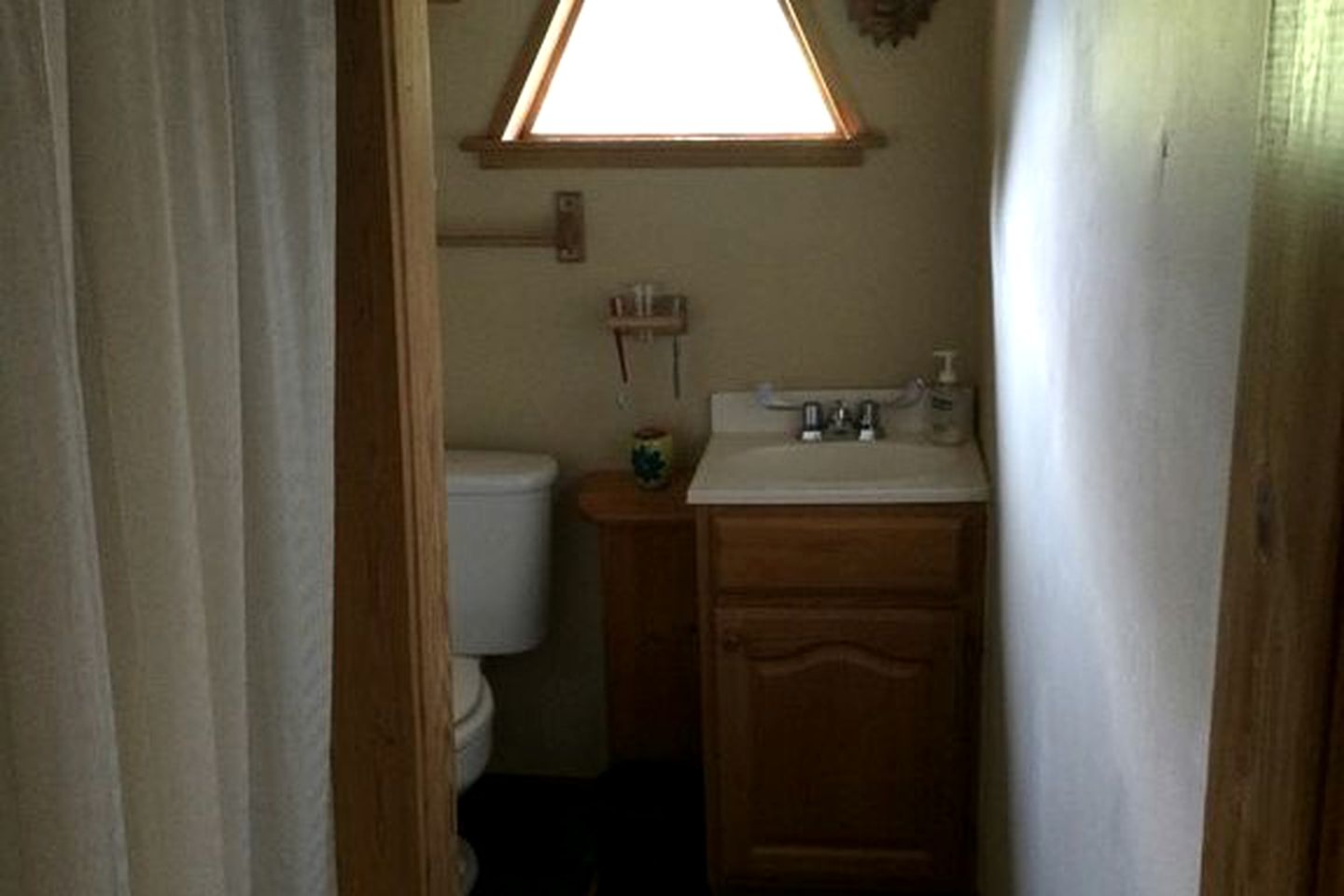 Majestic Mountain Vacation Rental for Six in Ashe County, North Carolina